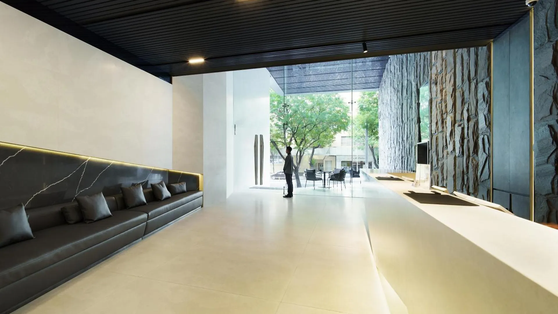 M City Hotel Saigon Ho Chi Minh City 4*,  Vietnam